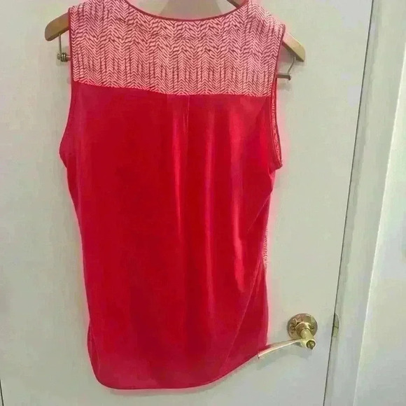 Cute Boutique Sleeveless Blouse.  Size M - Picture 4 of 5